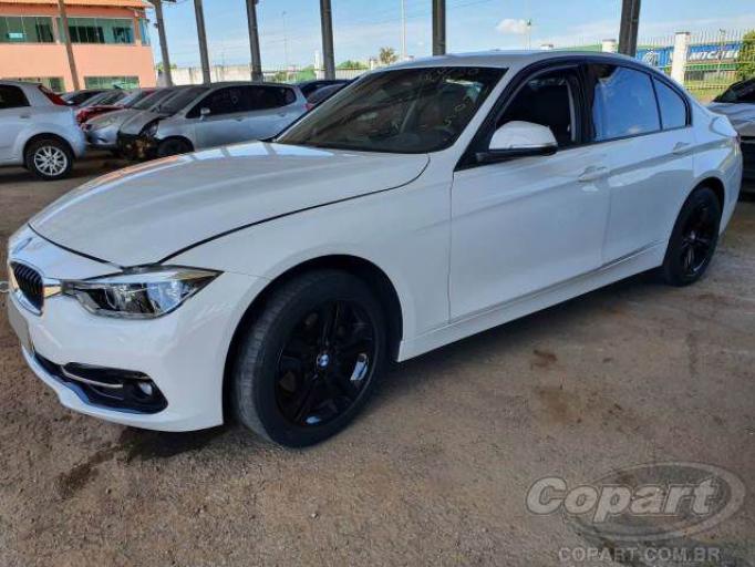 BMW 320i 17/17