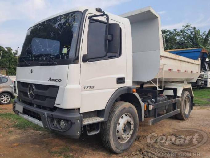 MERCEDES BENZ ATEGO 22/22