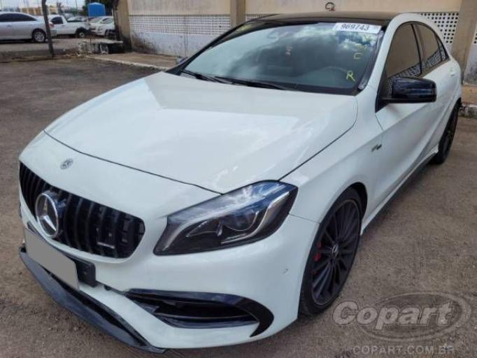 MERCEDES BENZ A45 18/18