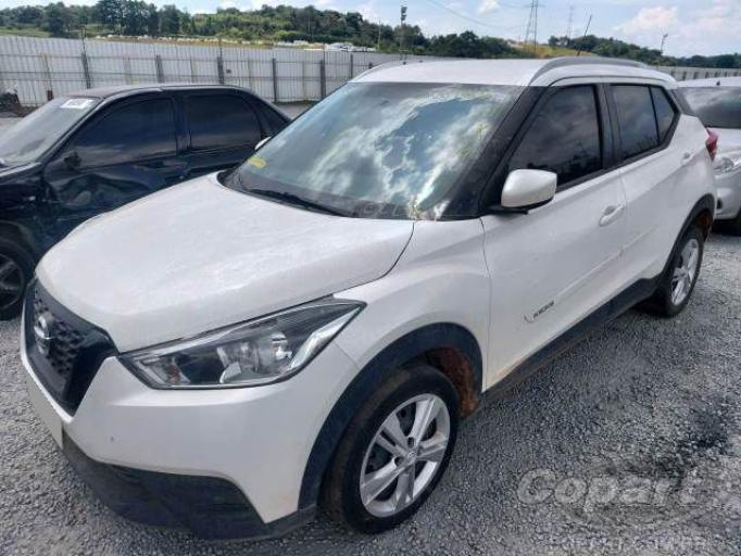 NISSAN KICKS 19/19