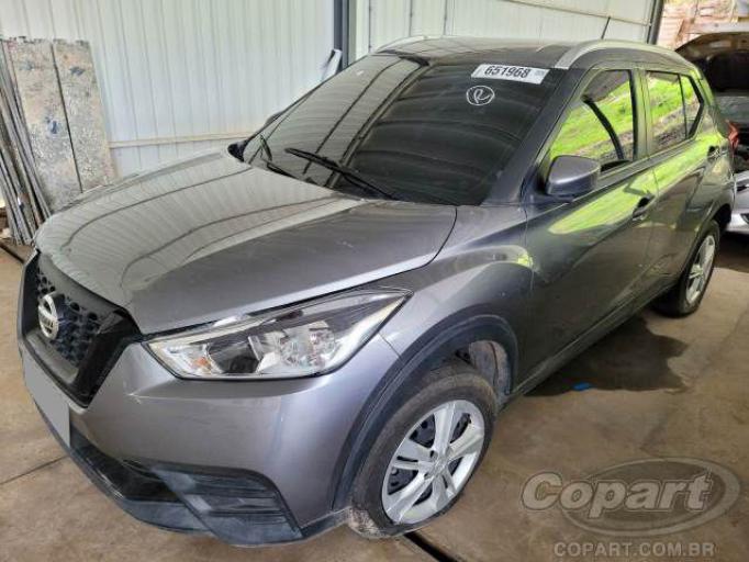 NISSAN KICKS 18/19